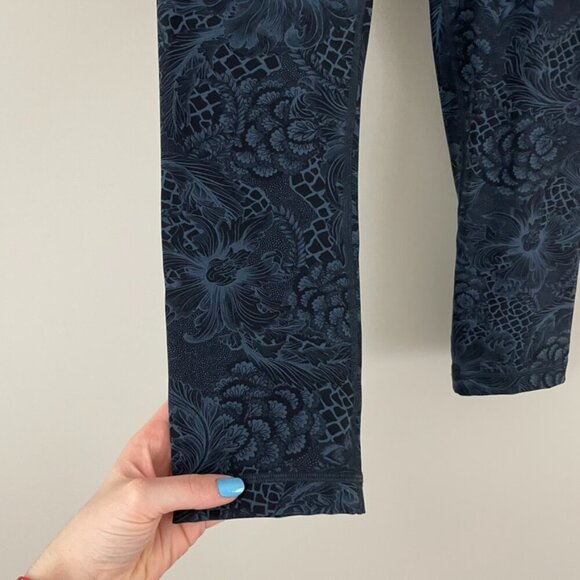 Lululemon Wunder Under Crop Hi-Rise Nouveau Mach Blue Leggings Size 6 - Picture 7 of 8